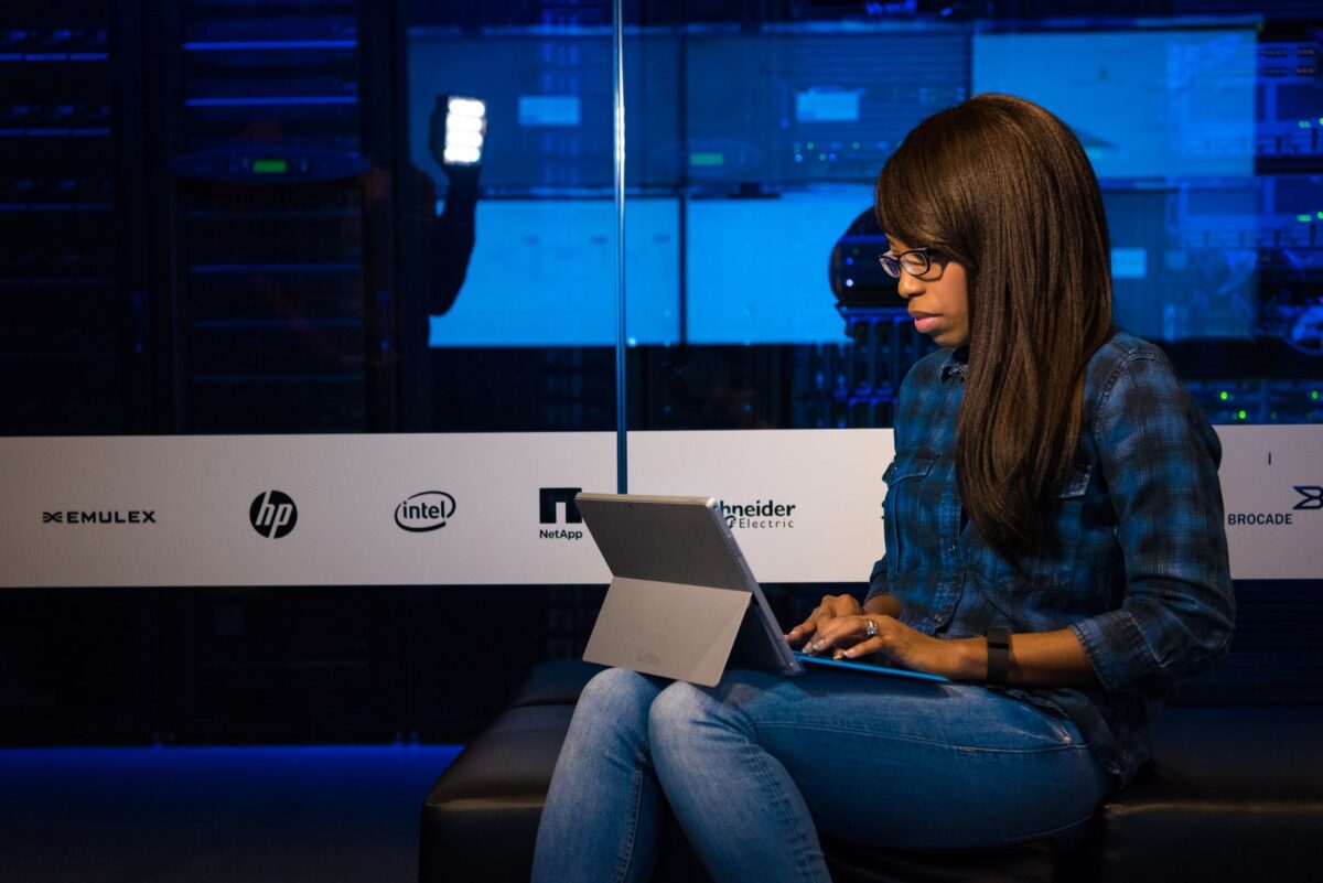 sécurité informatique protégez piliers dict protéger